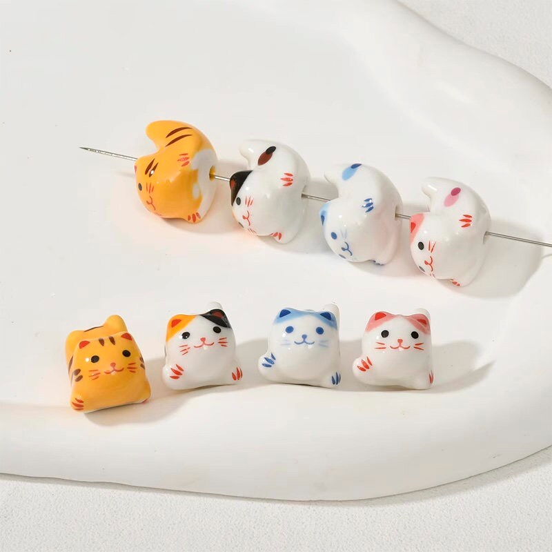 2pcs handmade cat porcelain beads cat-shape ceramic beads DIY crafts hand paint [#13]