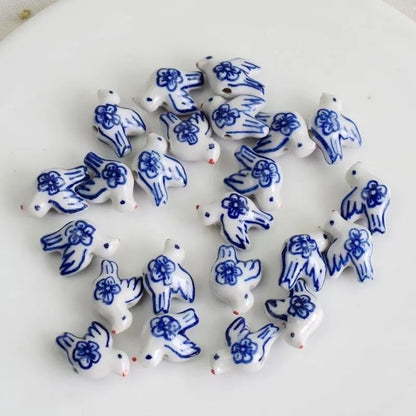 5pcs handmade blue and white flower pigeon porcelain beads bird-shape ceramic beads DIY crafts hand paint